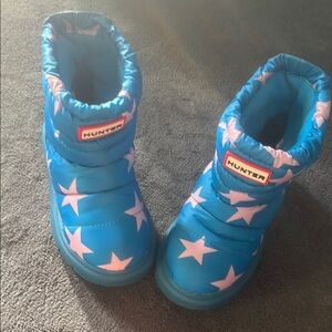 Hunter Kids Blue and Pink Star Boots